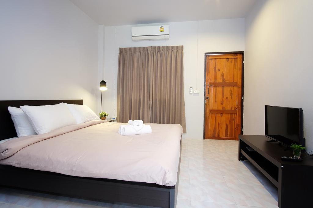 Monday Moon Apartment เชียงใหม่ ภายนอก รูปภาพ